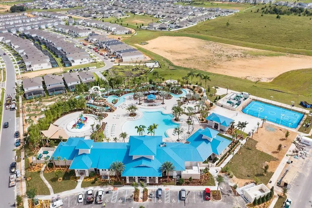 Holiday home 5Br Family Retreat Mickey, Toy Story Rooms, Private Pool Davenport