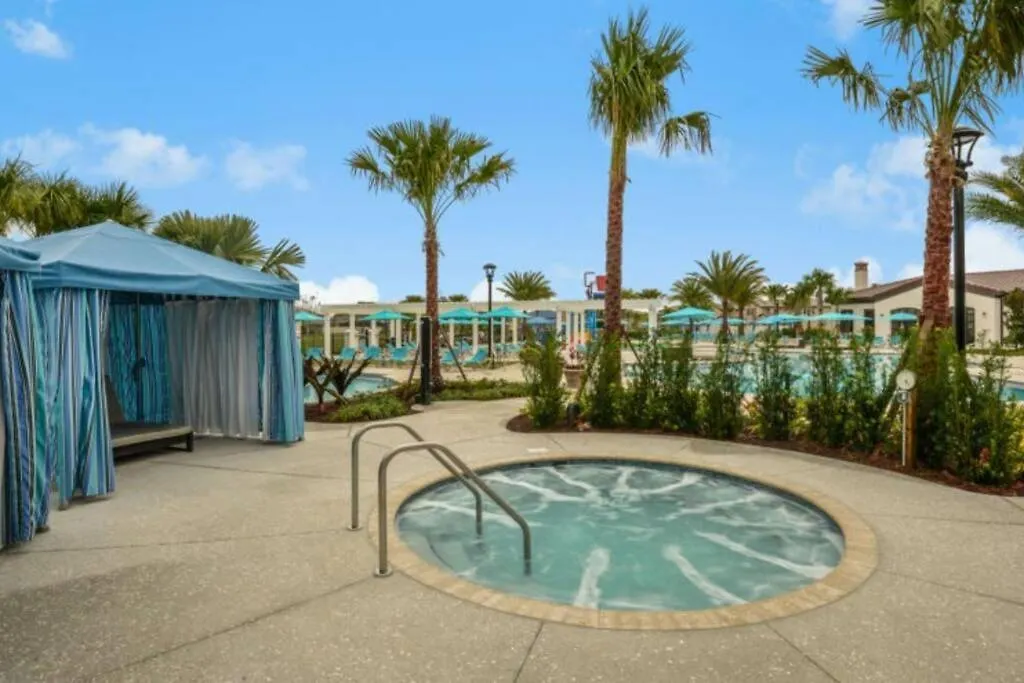 Holiday home 5Br Family Retreat Mickey, Toy Story Rooms, Private Pool Davenport