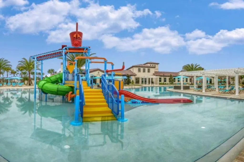 5Br Family Retreat Mickey, Toy Story Rooms, Private Pool Davenport Hébergement de vacances